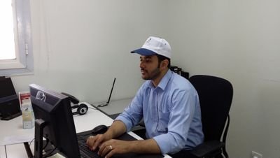 اخوكم حمدان علي الحمدان (بوغدير)
مدرب بالمعهد الصناعي الثانوي برفحاء
حاصل على ماجستير بهندسة خدمات المباني ذات الطاقة المنخفضة من جامعة لوفبرا
