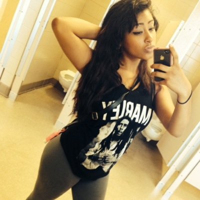 im new to this shyt.. #followme #teamfollowbck FMOIG : __xox_mzlopezz