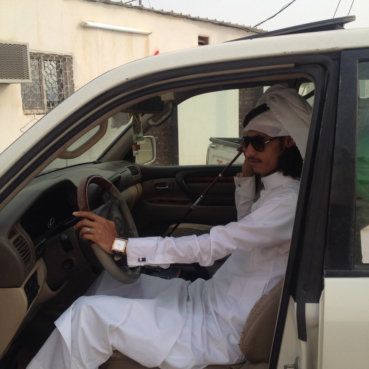 : (هـــــــــاوي شعــــــــر) :