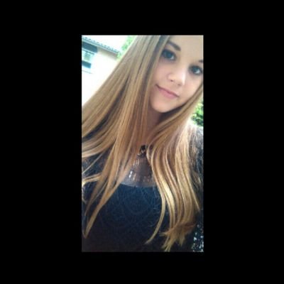 voetball / Insta&Snapchat; xdesiii /ℓσνєMуƒяιєη∂ѕ /кєєρ ѕmιℓιηg / loveyouu xxxx debbie♥ily x Anoek