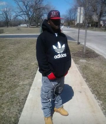 1990
ChiRAQ ✈ Yo Hood 
Make it hard for them to find the General by acting like a soldier.