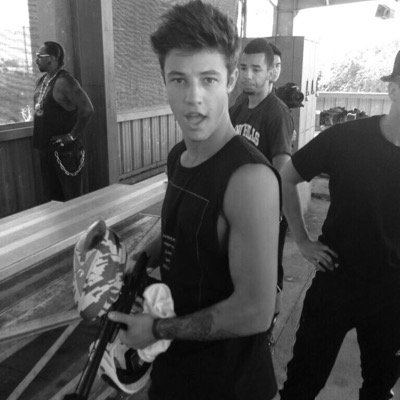 smile_cause_cam's profile picture. Smile because camerons fine ass followed you follow my main account @cameronsfloral