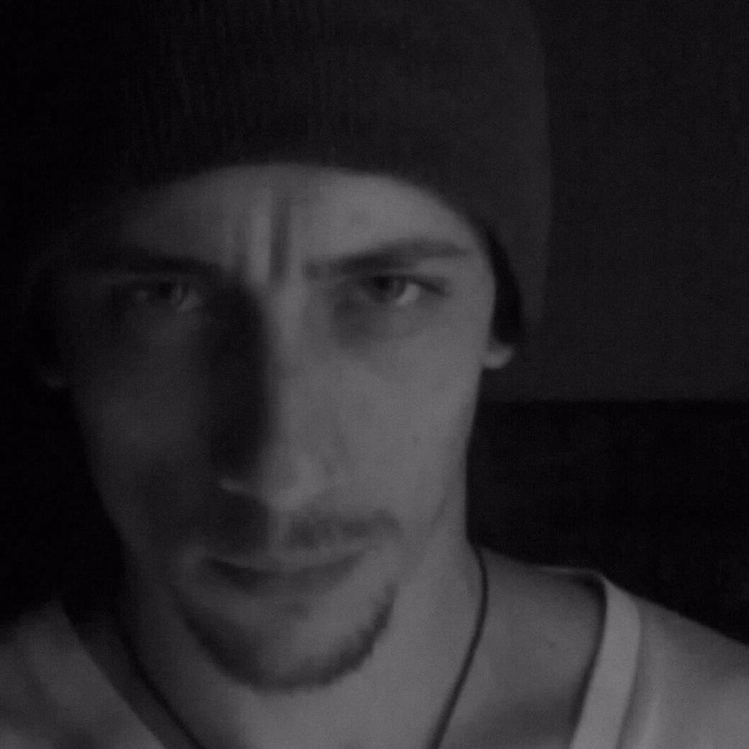 PoublanJuan's profile picture. 