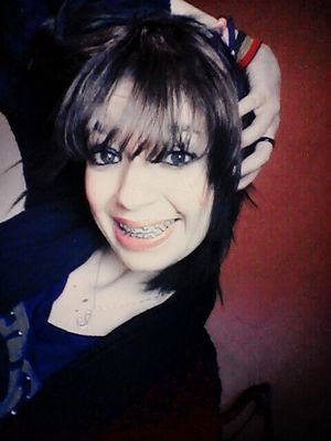 Brasileira , namorando, #18years  
twitter:Elaine_caio_
Instagram:Edocaio
facebook:Elaine soares 
wpp: 982408399