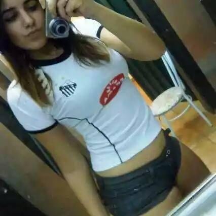 rebecasilva99's profile picture. http://t.co/nPQPiG2d6N