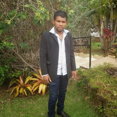 sempre seja oque vc e e nunca oque vc nao e