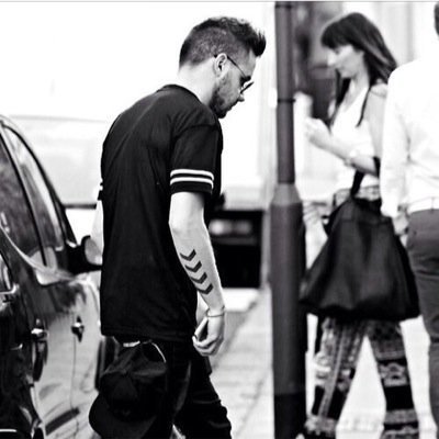 fake_Iiam's profile picture. Now stay with me cause im quit quick 5 6 7 8 :) •Engaged to the beautiful Ella.• Happy father to Jackson William Payne. • Descriptive.