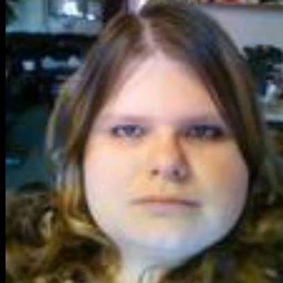 Hi everyone my names kaleigh im 24 I am a write photographer a wife an aunt im in a wheelchair but I don't let that bother me I want to get my story out there