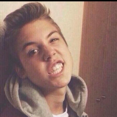Im much cooler on the internet ✨ Matthew is my fav dinasour .