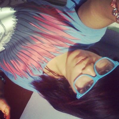 Me Encanta el rock y el metal como no tienes idea,  Soy Impredecible y algo rebelde, Iron Maiden *--* bitch please, the metal is my life lml