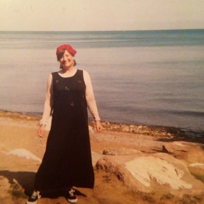 Teacher. Reader. Mrs Maestro. Mom. Nonna. Empty-nester-in-training. Ancora imparo.