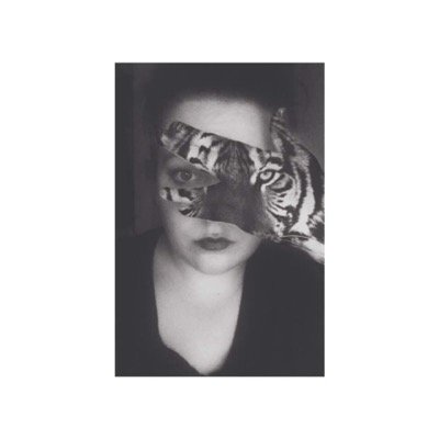 KHS swimteam. writer. dancer. class of 2k15. 17 young.