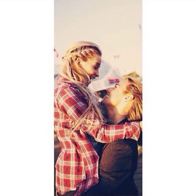 don't depend on me to ever follow through on anything, but I'd go through hell for you ♡