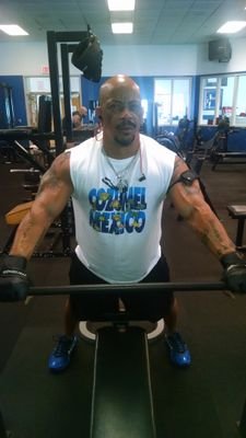 Father of 6 boyz & Personal Trainer