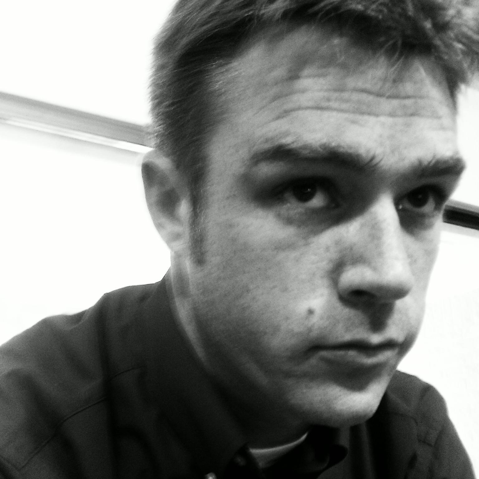 Art critic, writer. Based in Los Angeles.