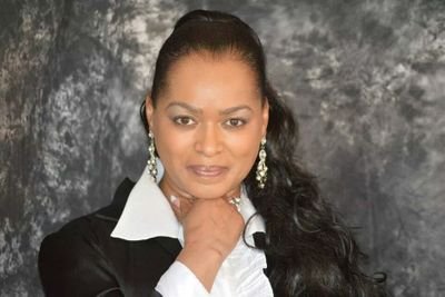 Motivational Speaker, A Woman of Wisdom Leadership & Solutions