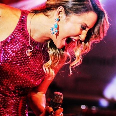 Fã-site dedicado á cantora Claudia Leitte