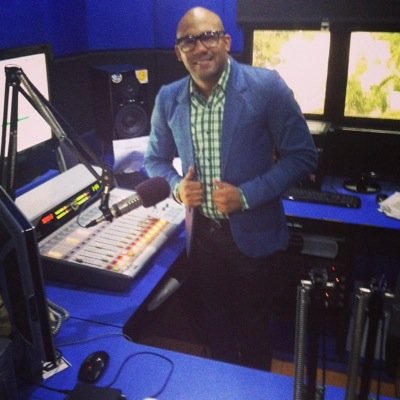 locutor animador en mortal104.9fm de la gran familia telemicro, trabajador incansable, con pensamientos  siempre positivos soy honesto y  odio a los hipocritas.