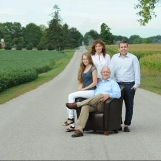 Modern agriculture advocate. Dad, husband and son. AALP Class 10, Canadian Seed Trade Association Past President. Head of Seeds, Syngenta Canada. (he/him)