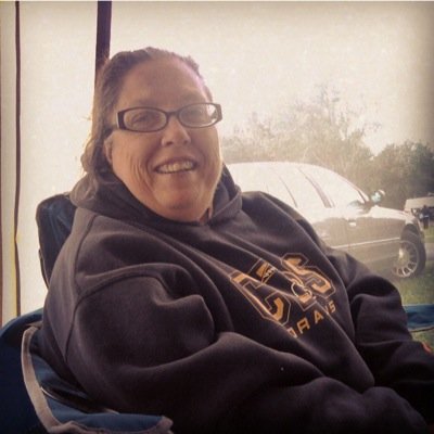 concertmom85's profile picture. God Lover, Mumzy of 2,Daycare Teacher, Gluten Free Chef, Concert Addict, Horse Lover. Instagram: Concertmom85