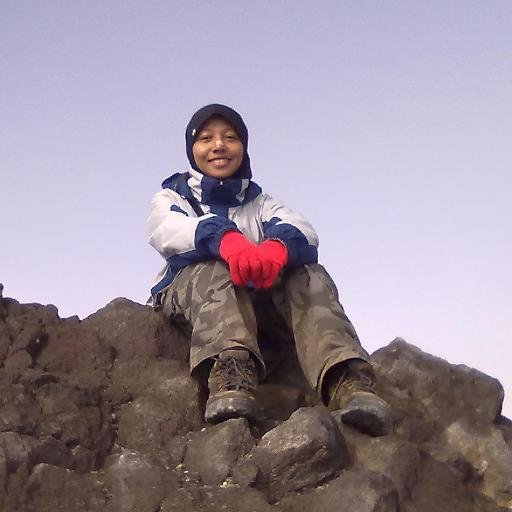 Raptor and Carnivore Lover. Comic and Novel Reader. Lost control with @VLDRM37. Part of @KPBNycticorax. Mountain is My Playground. Solo-Sragen Blood.