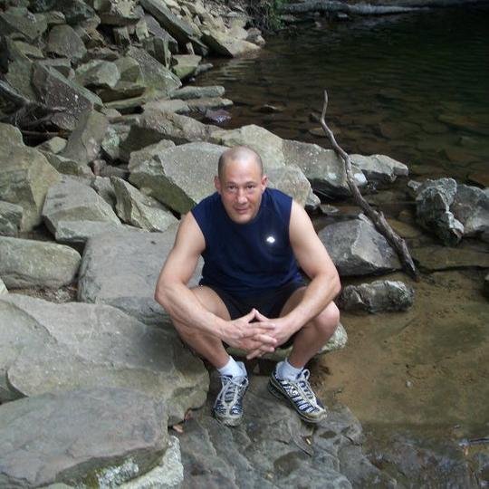 Fast talking, backgammon playing, racquetball loving guy, that enjoys thinking of being on a beach often!! I am going on 26 years of marriage, and have 4 kids:)