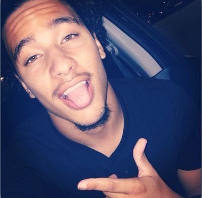 CallMe_Curlyy's profile picture. King Christopher | 21 | Blessed | Snapchat: lightbright_boy| kik: yo_boyCyoung