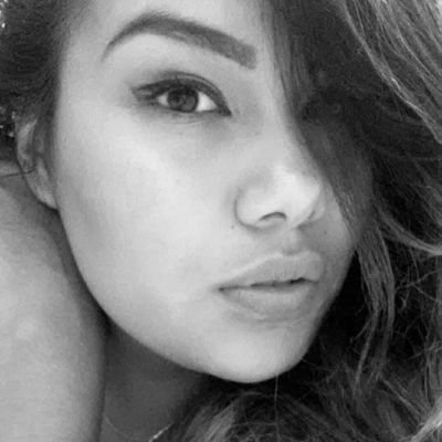 ItsOnlyLupita's profile picture. Can't remember my password so don't follow this account. follow @onlylupitaaa