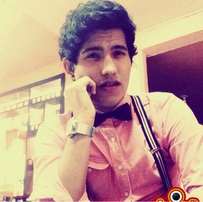 Hola soy Gabriel Murgas chavo sensible, cariñoso, inseguro, alegre, feliz, loco, Griton
