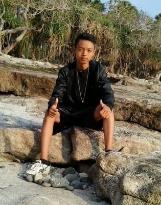 Hendrik Setyawan | Jember, 03 Maret 1997 | SMA Bima Ambulu