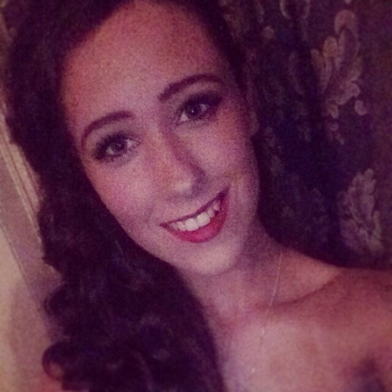 Joanne, 17, Irish  You Only Live Once But If You Do It Right Then Once Is Enough  Instagram: joannem97