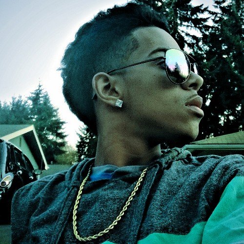 Elliot_long6's profile picture. Ask Yo Girl About Me