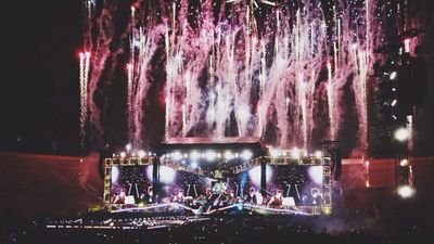 choirfreak2012's profile picture. 2 happy girls who love music ♫ our favs:1D,Paramore,5sos,EdSheeran,Little Mix&SaraBareilles♡ we fangirl 24/7. ask for a follow if you want one and...SMILE! ♫ ♫