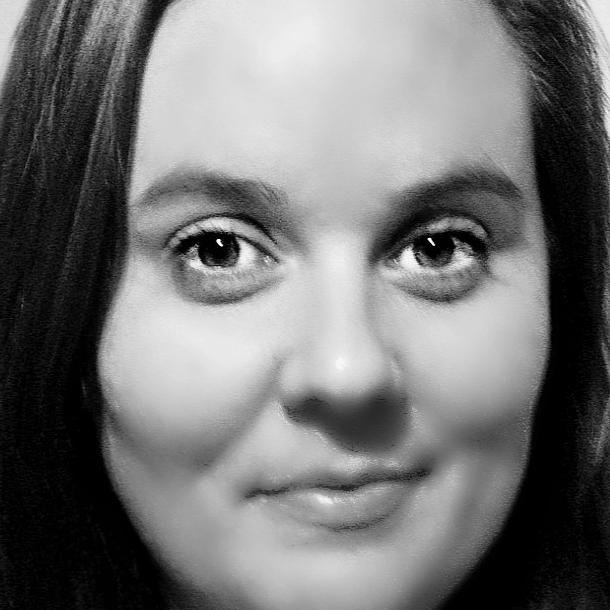 Digital marketing, social media and tourism are my thing.  Marketing Exec @ http://t.co/yDKTs3dfgy by day... Director of http://t.co/sh7HDzPBnV by night!