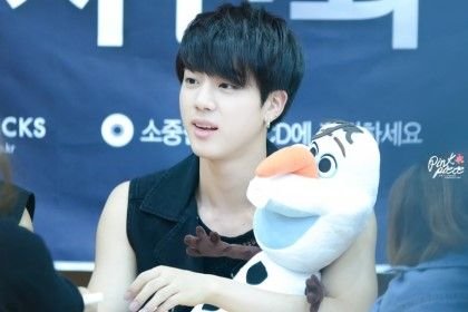 withjs0630's profile picture. ♥