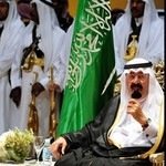 ‏ليس كل مَ ينثر هناَ يكون ملامساا لِ تفاصيل حيإتي ، قد تكون ' ثرثرَهہ مشاعر ' مُلخبطهَہ ، او إعجابا بِ إحرُف مبَعثرهہ ♡