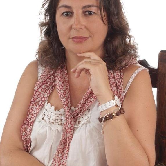Economista.Profesora del departamento de Marketing en la UA.Consultora de empresa. Secretaria General de AEPA @aepa1