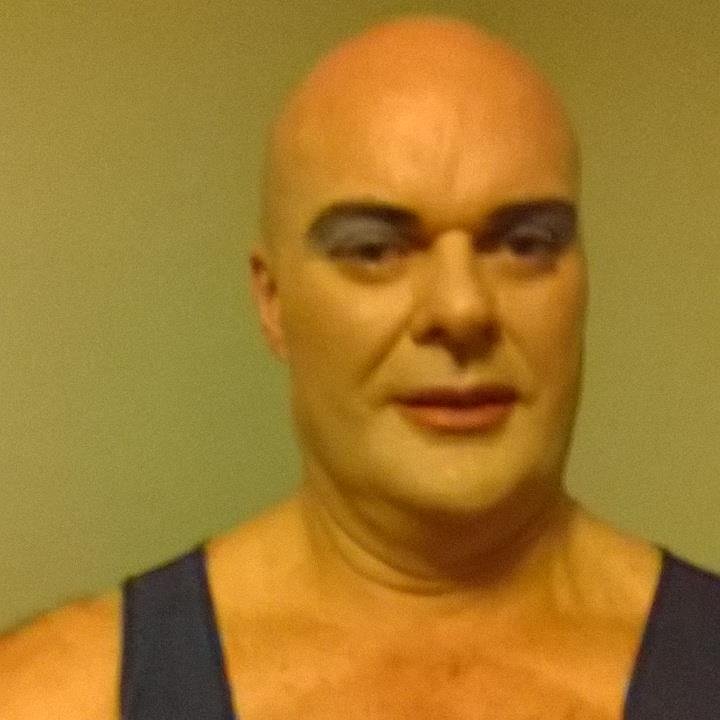 A man about town of Germanic Keltic extraction living on the Pacific seaboard of Australia!