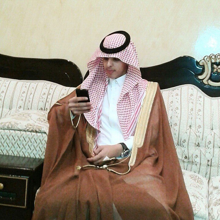 ‏ آلشوق الصامت كـ/ الطفل الصغير.. يفهم ولايعرف البوح .. ♥