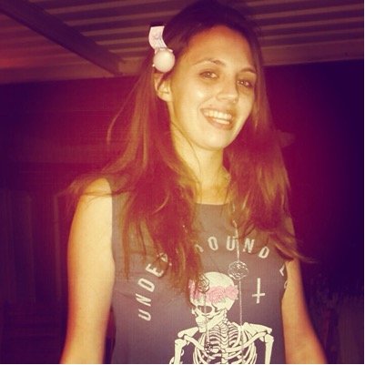 MoniqueRossi46's profile picture. 