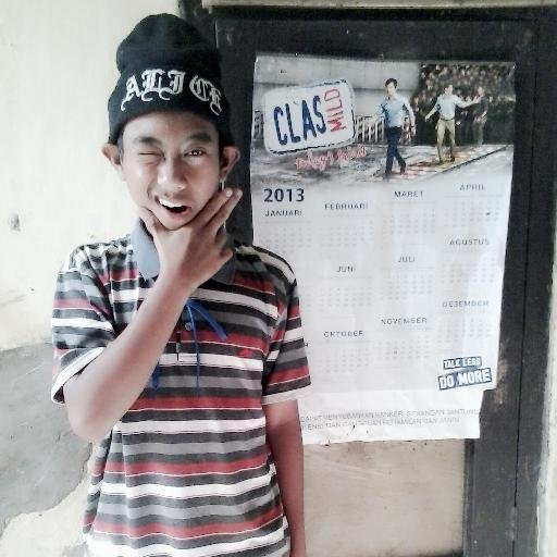 I'm SKINHEAD #522 Anti RACIST FACIST!%SAMPAI MATI!!