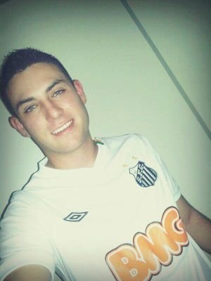 pra ser homem nao precisa pegar todas mais sim, fazer uma feliz :D Luana Andrade ♥ 05/04/2014