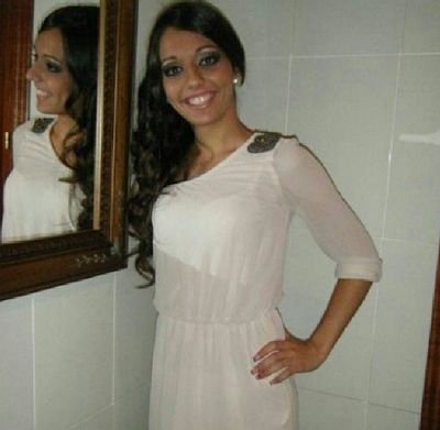 Amo mi vida, amo la fiesta y amo quien soy!... muy adicta a la buena viida, de hecho nací para vivir bien :)...Yo no creo en Dios, Dios cree en mí ! NO HAY MÁS