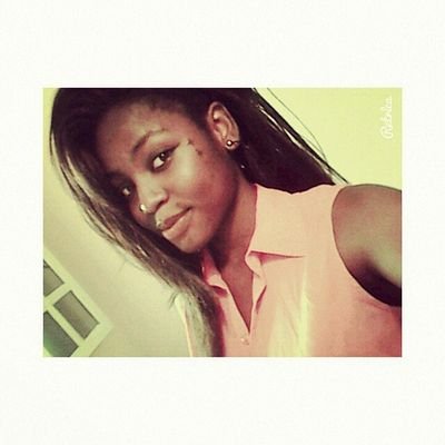 Maanuella Lialy :-) @la_go_ema ! instagram:@26_juin ! whatapp: 03965598