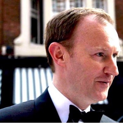 writer of @mycrofthoImes_ and @soldierWH | Obsessed with Mark Gatiss, starbucks & pizza. Girlfriend of the johnlock master.