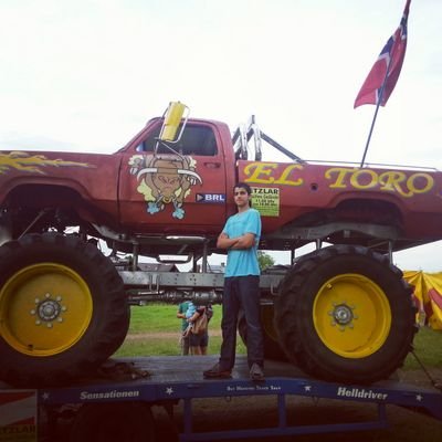 onat_koyluoglu's profile picture. KEL '18