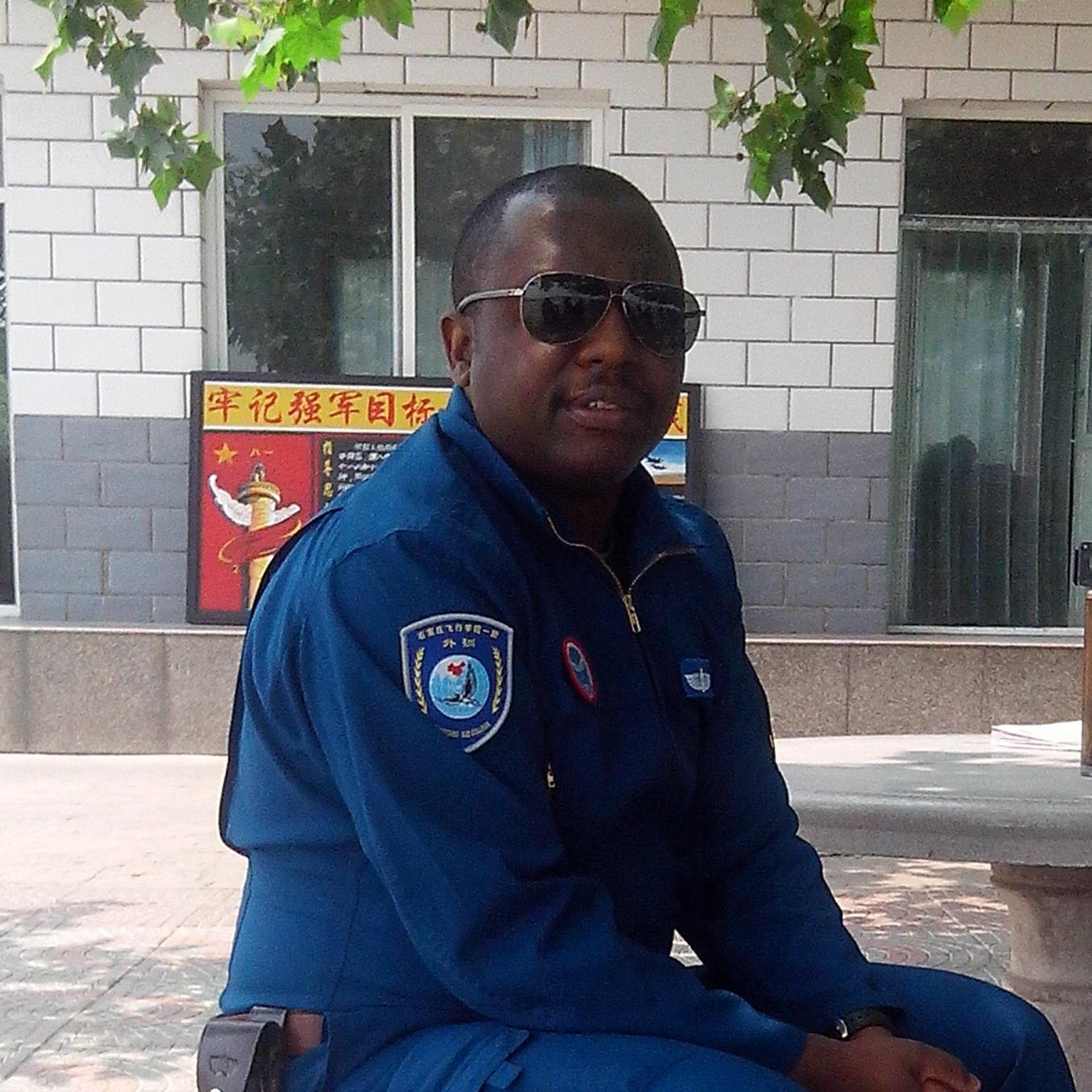 blesschz's profile picture. Flying Instructor