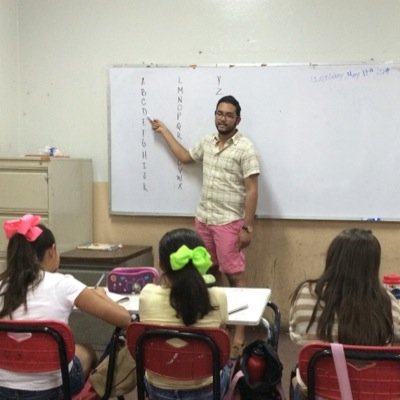 Creemos que con la educación podemos cambiar el mundo, universitarios unidos porque queremos un mejor país.
Haz tu servicio social con nosotros!