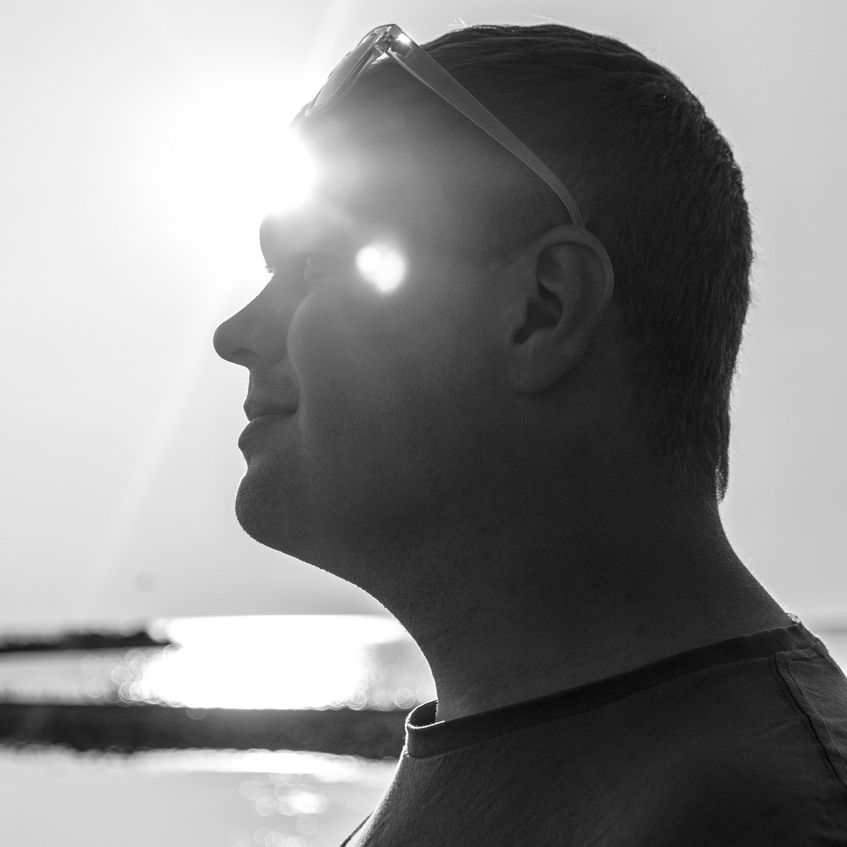 Dibbeee's profile picture. Brainstorming, brain farts & chosen truths.