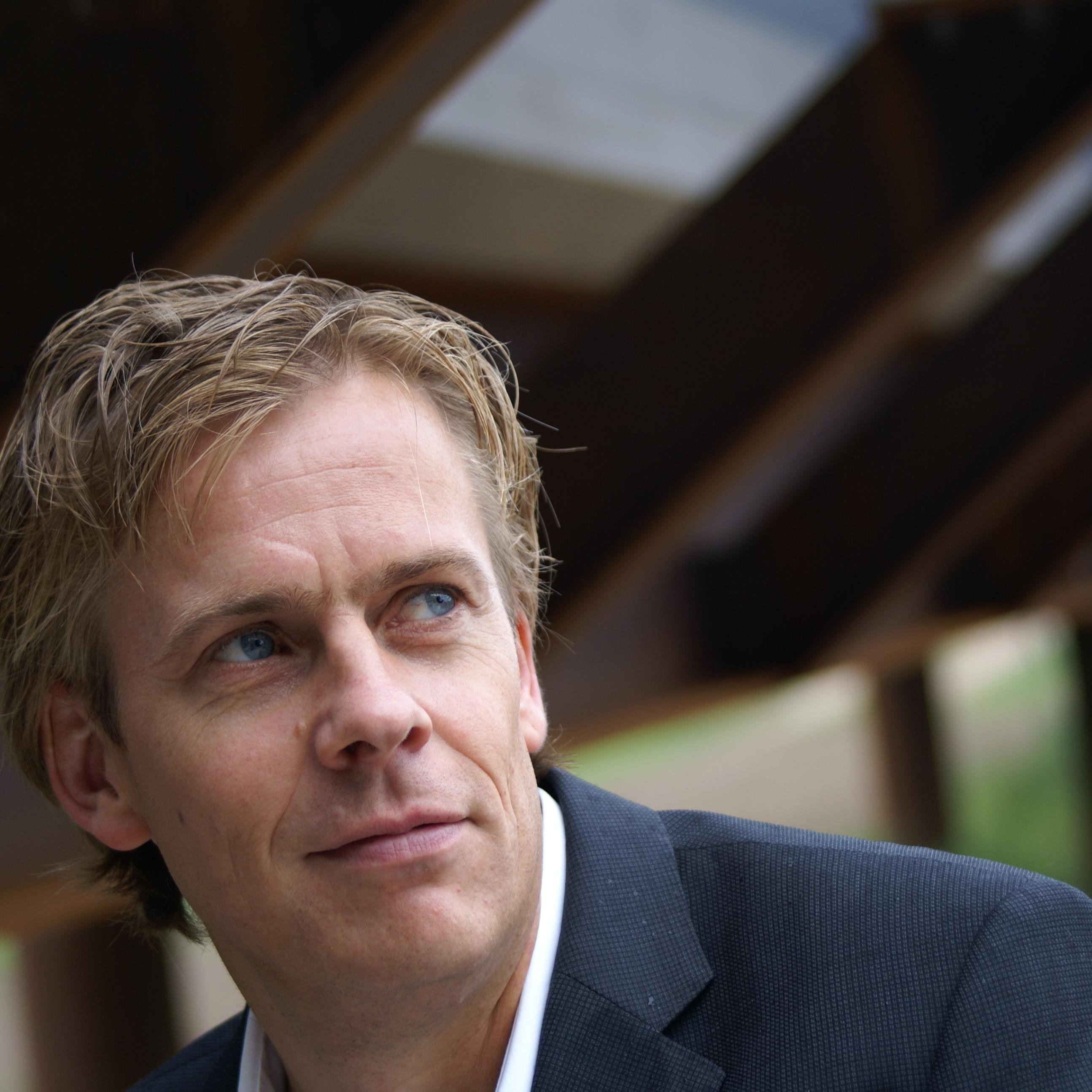 ENSU | Klimaatmaker | Energietransitie | 06-29730335 | Ondernemen | vader van Lieke en Wout | padel